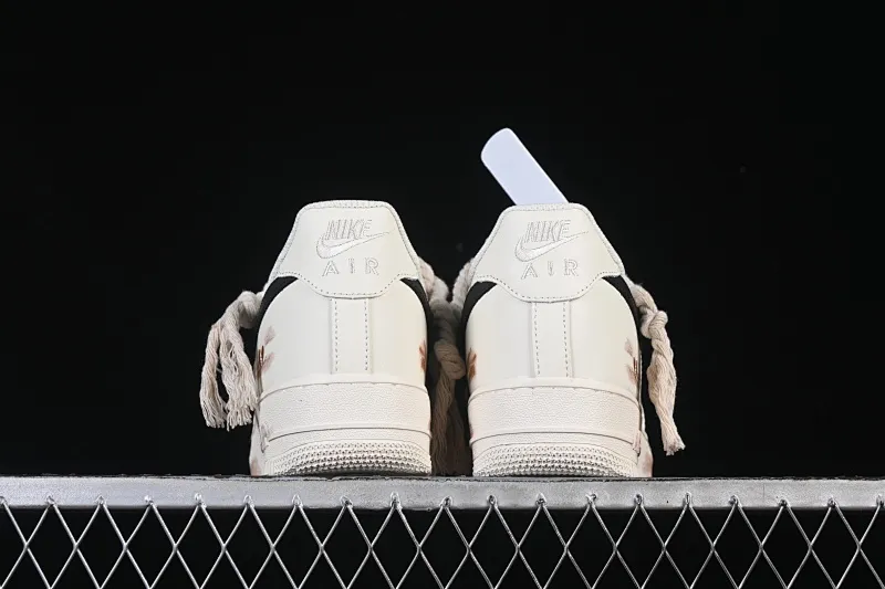 All Categories Nk Air Force 1 Air Force Series Nk Air Force 1 Low Air Force Low Nike Air Force 1'07 Low Distressed Air Force One Low Casual Shoes CD6951-153